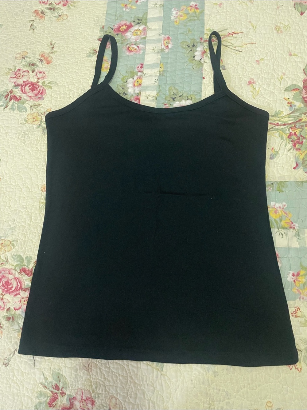 Sweet Heart Rose Black Slim Spaghetti Strap Camisole